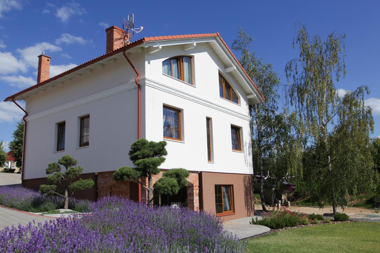 Lavender Inn Guest House Viesvenai Экстерьер фото